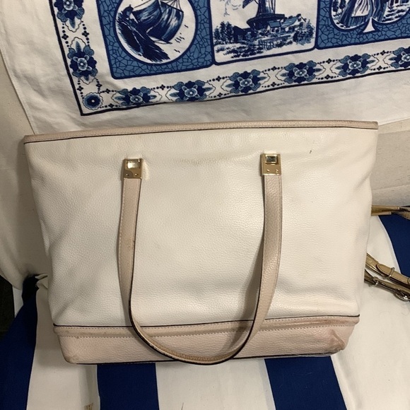 Kate Spade tote - Picture 2 of 13